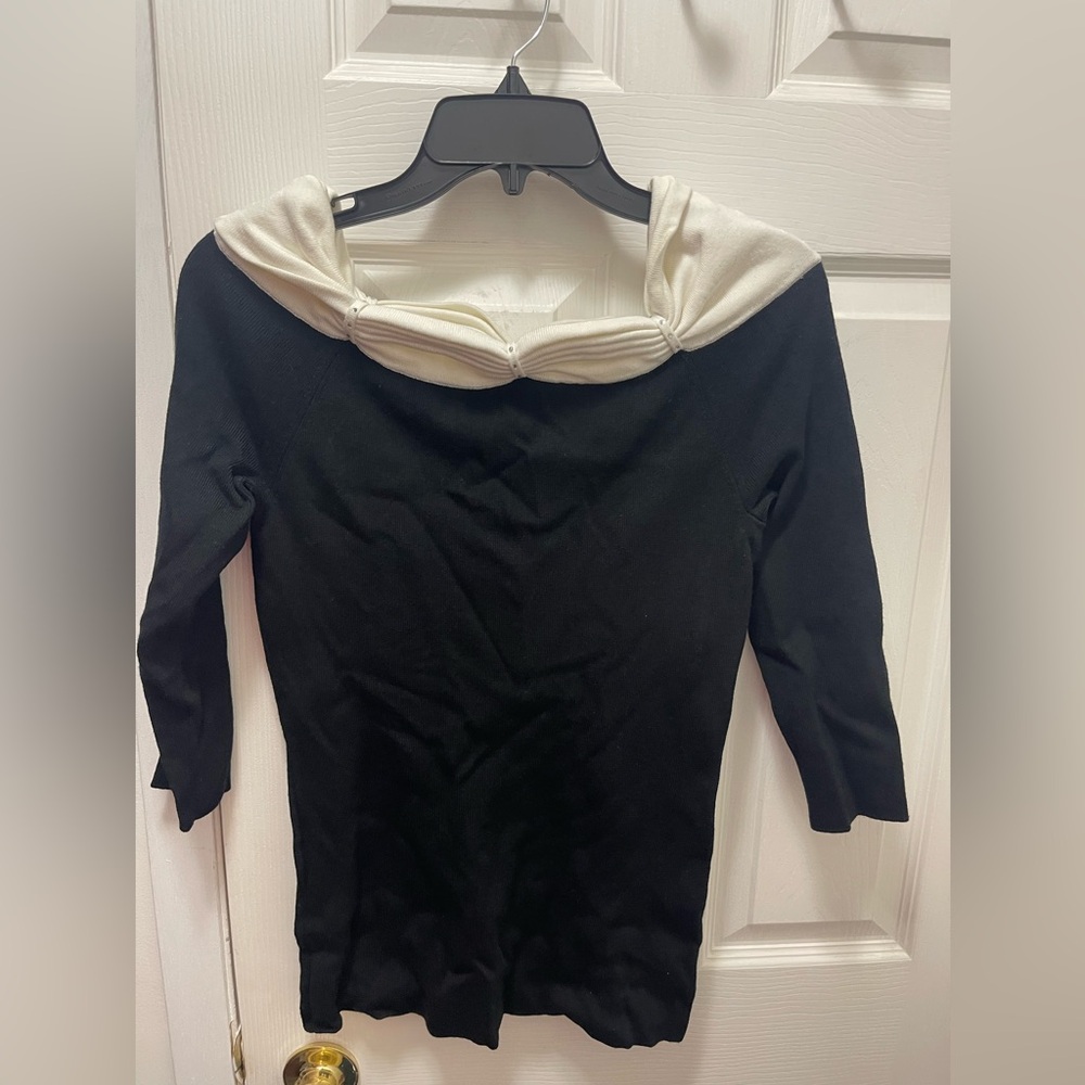 Women’s Long Sleeve Top